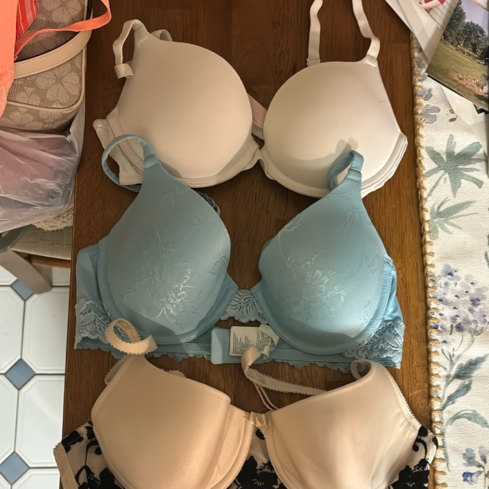 2 Victoria secret 1 Warner bras